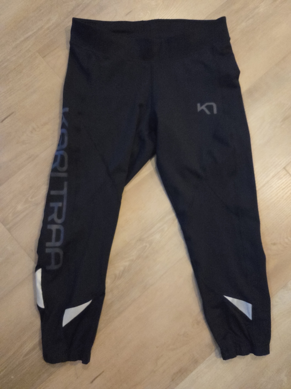 Kari Traa Black Performance Leggings with Reflective Accents